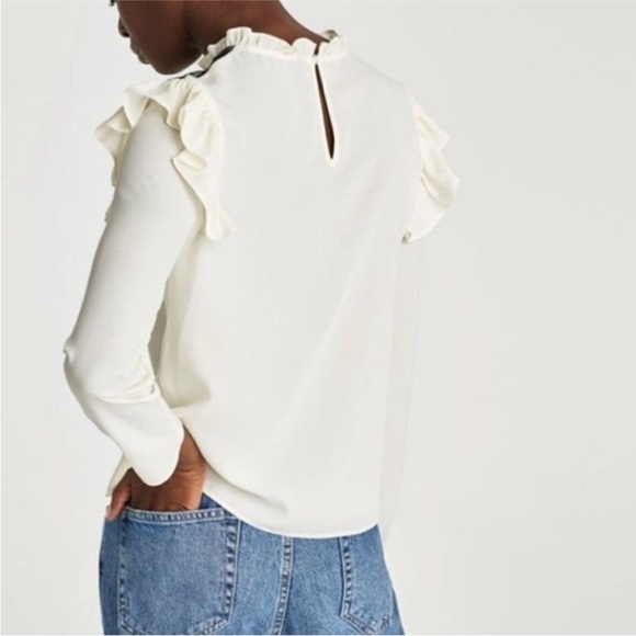 Zara Contrast Blouse lace ruffle sleeve - Picture 2 of 5